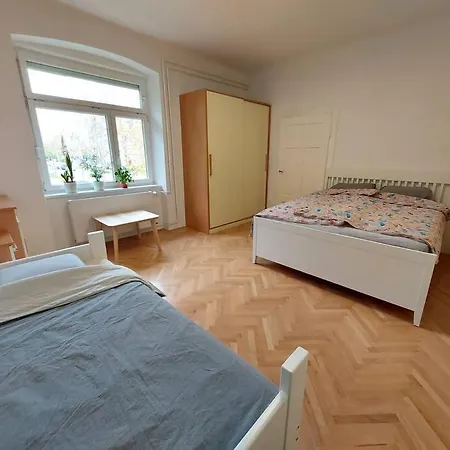 Bezigrad Apartment *